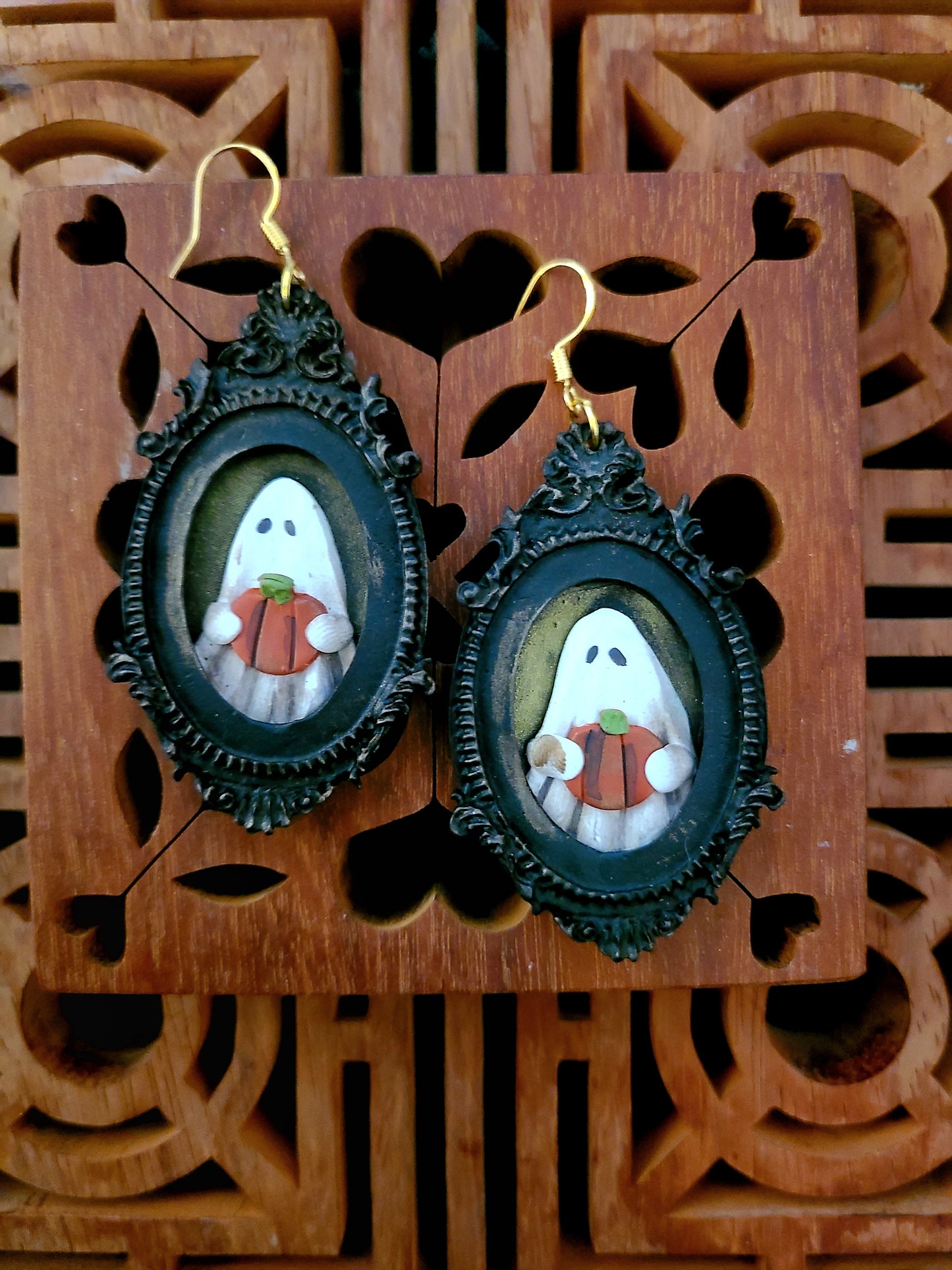 Ghostly Pumpkin Frame